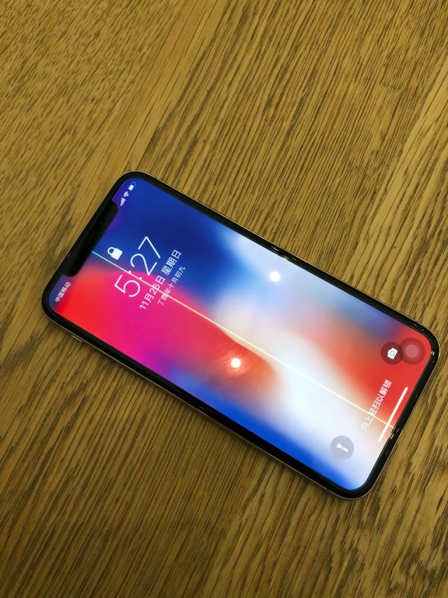 官网刚买的iphonex 锁屏界面完全失灵 求解