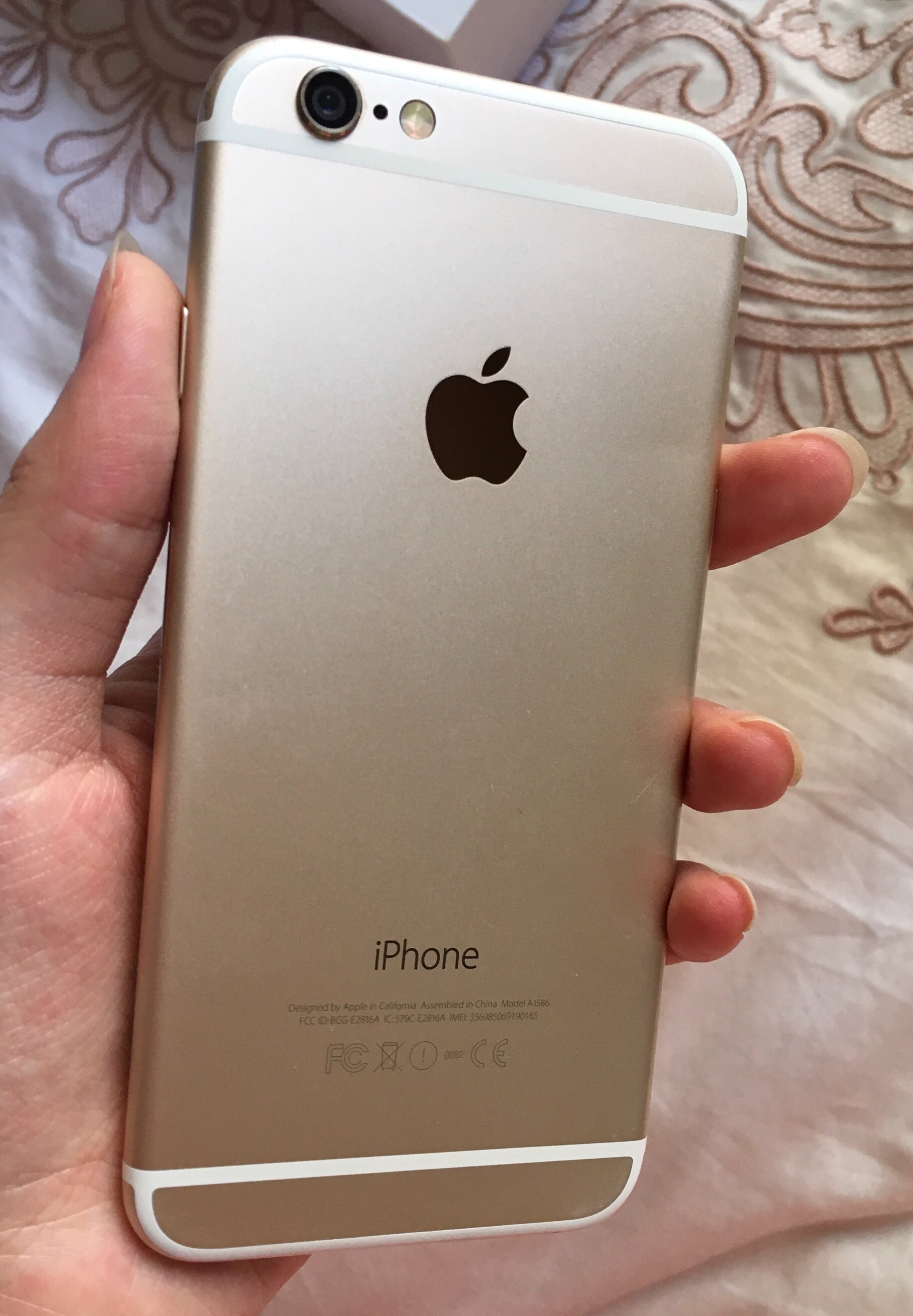 [已出]北京出港版iphone6金色64g