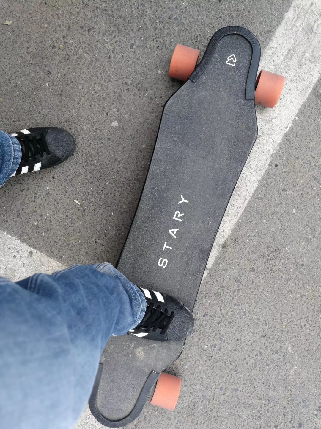 其他网红滑板试出stary电动滑板