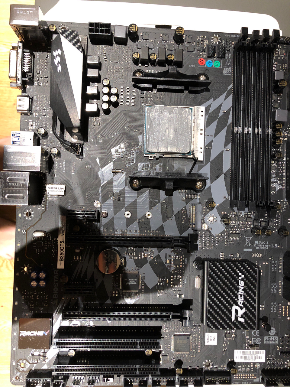 电脑硬件出一个映泰b350gt5大板几乎全新仅用了两天