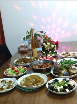 [圣诞礼物] 平安夜聚餐 nga玩家社区 [f-608808]