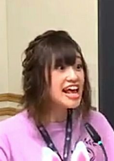 理性蒸发a李依李这个魔性的表情