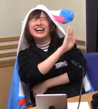 理性蒸发a李依李这个魔性的表情