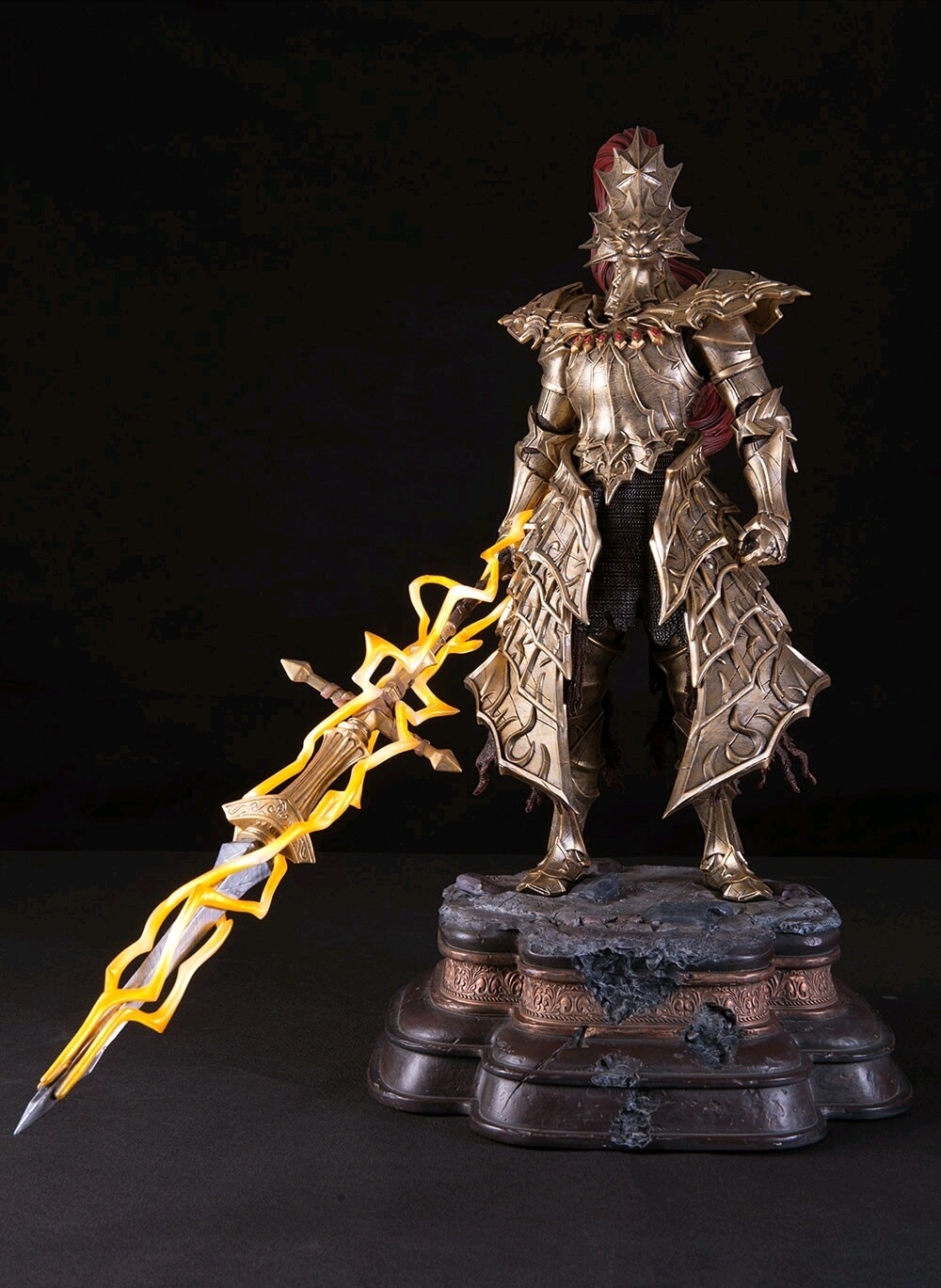 土豪的福音first4figures将推出翁斯坦雕像