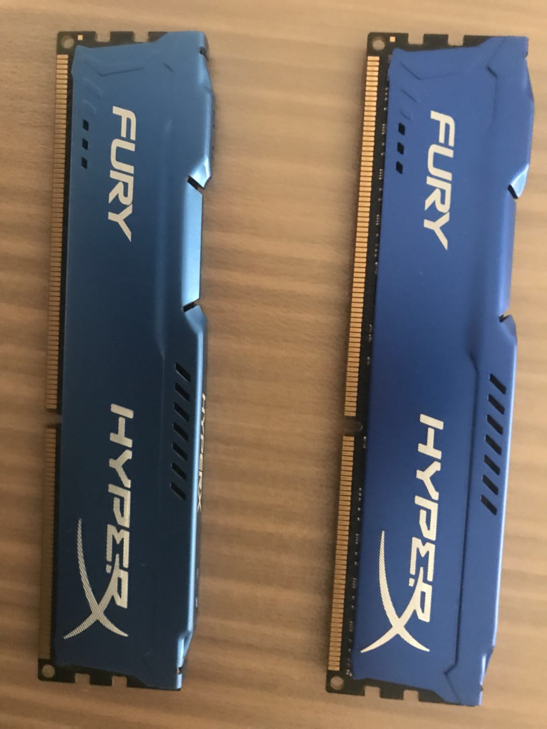 已售出帝都出内存金士顿fury1866ddr38g2