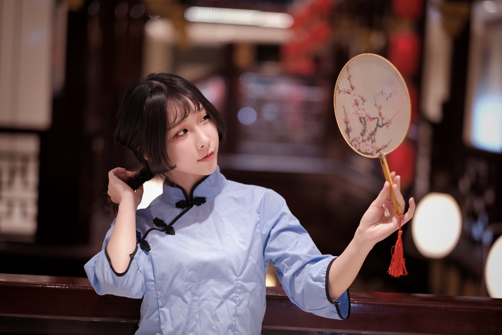 周末拍民国风小美女