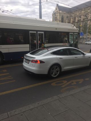 瑞士的出租车生活在水深火热之中