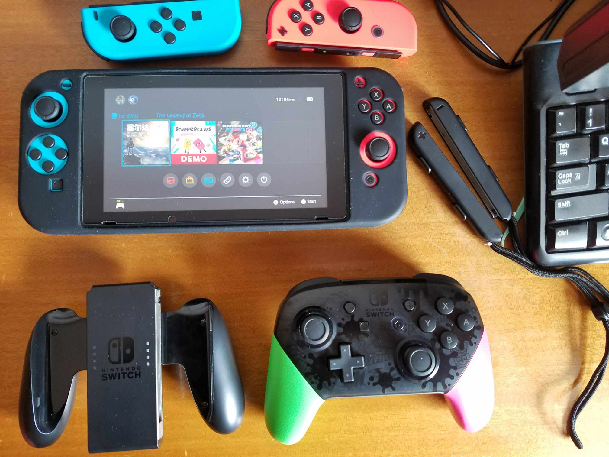 [已出] [游戏外设] ns红蓝手柄 (已出) 马车8 (已出)