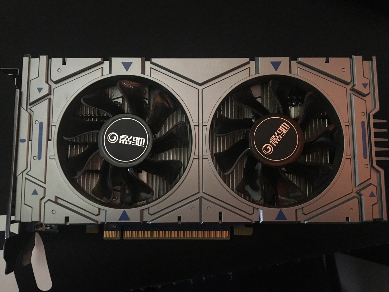 电脑硬件出一个影驰750ti