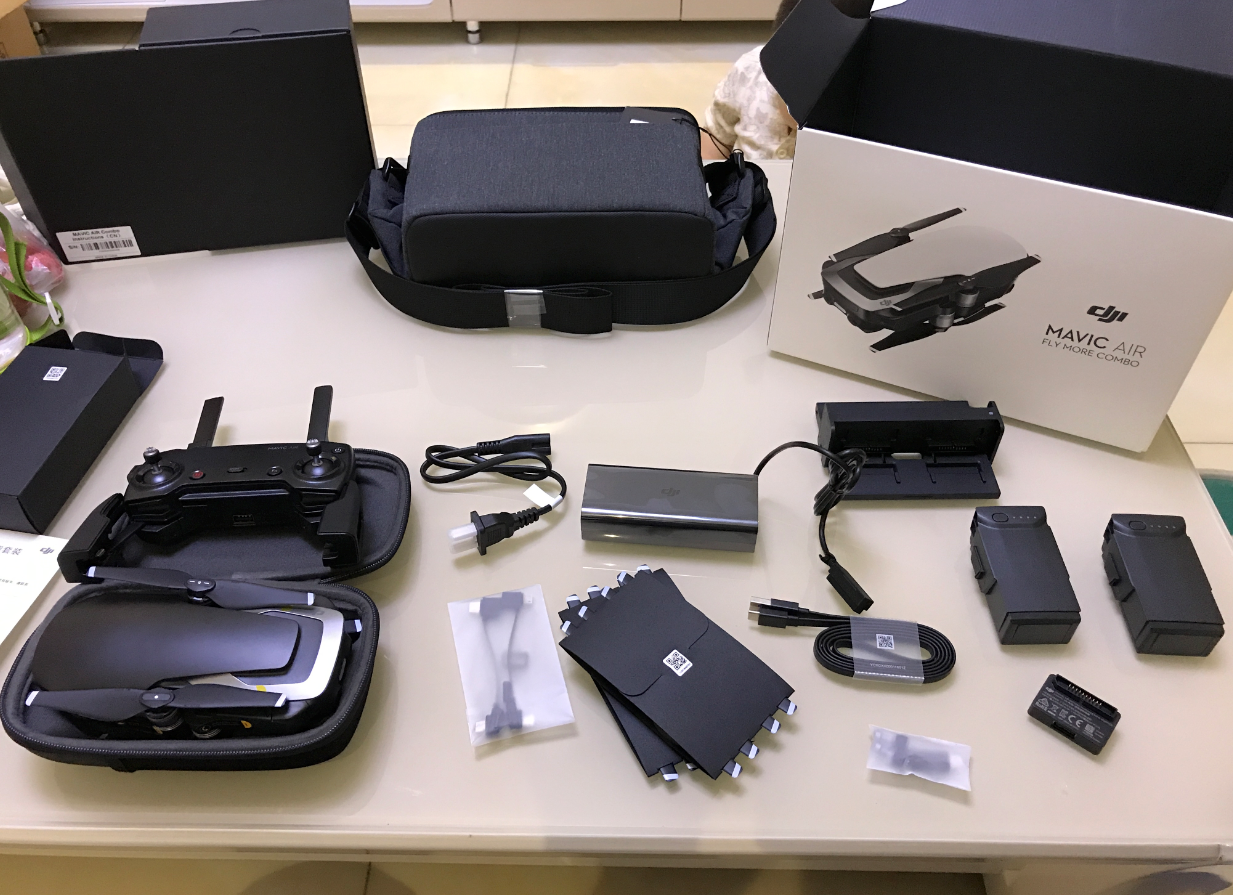 大疆无人机大疆御djimavicair开箱作业