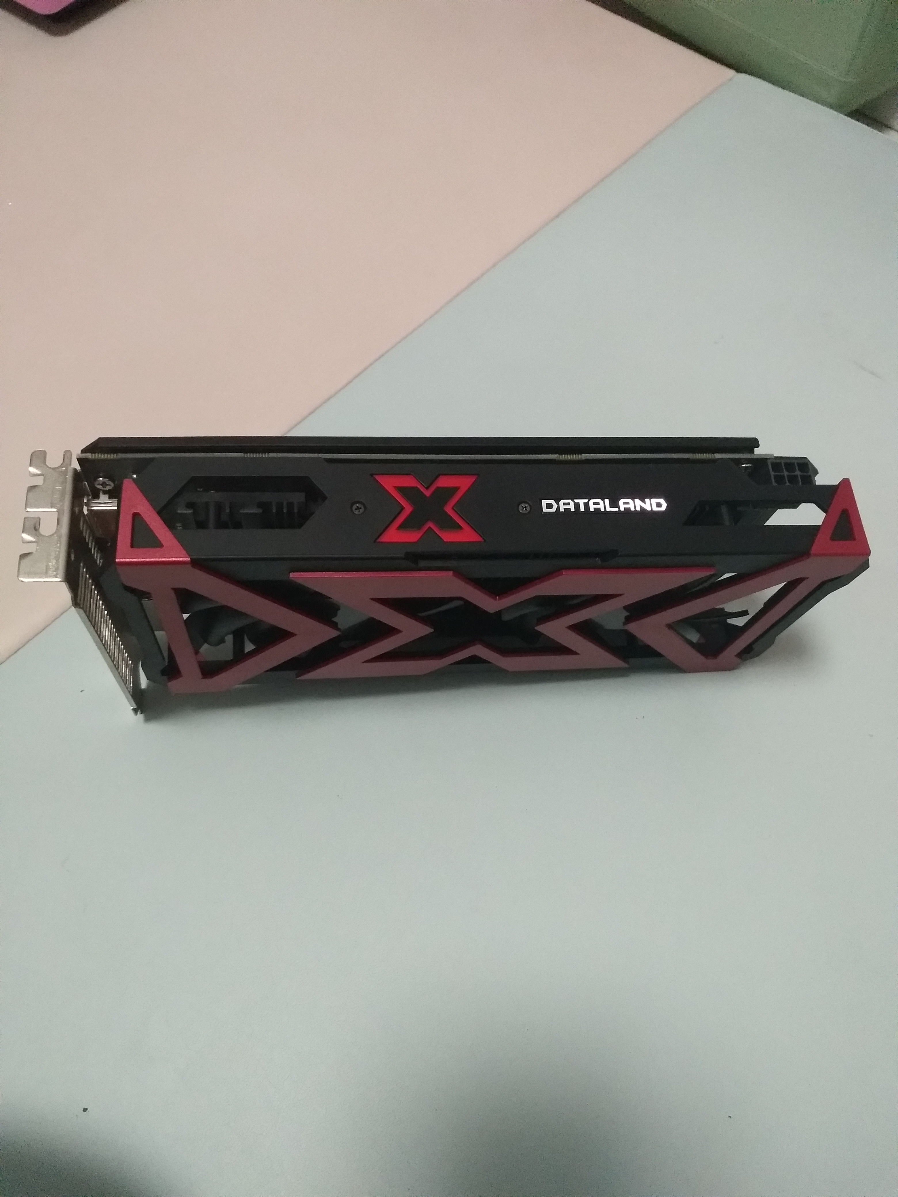 电脑硬件绝版amdrx560转让是75瓦版本颜值超高迪兰战神系列