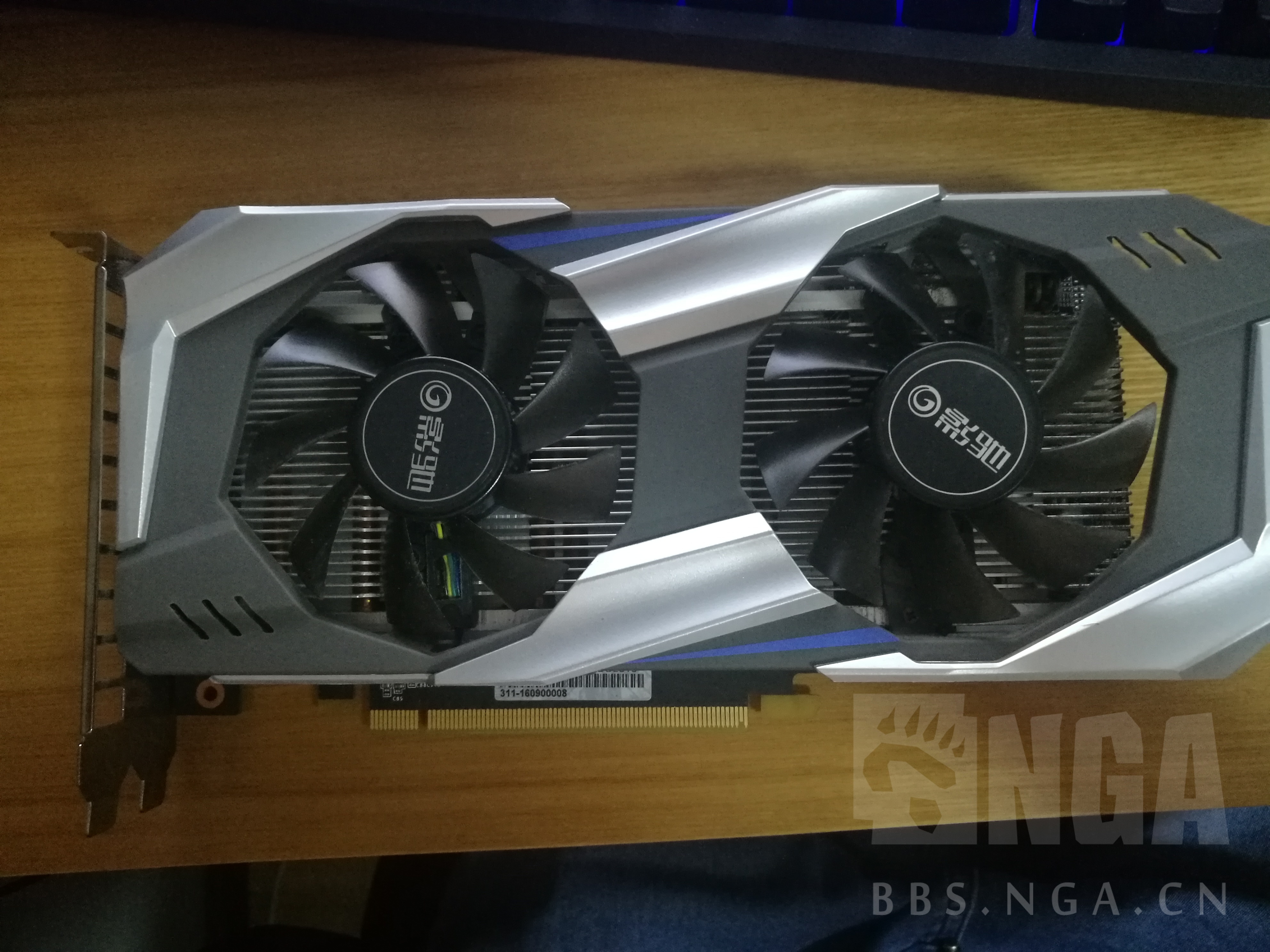 电脑硬件影驰1060虎将