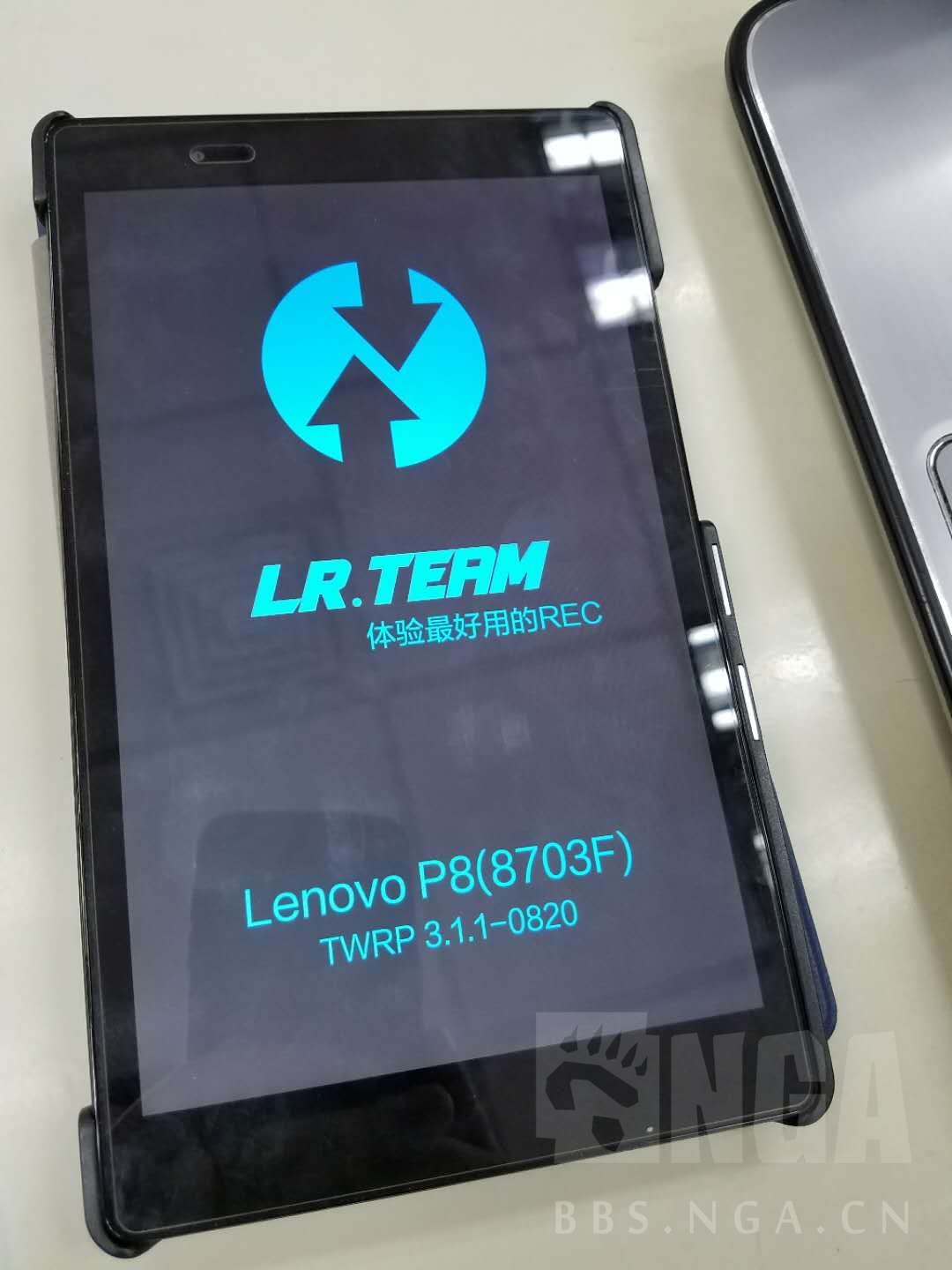 [手机平板] 出联想p8安卓8寸平板 99新 已刷国际版rom