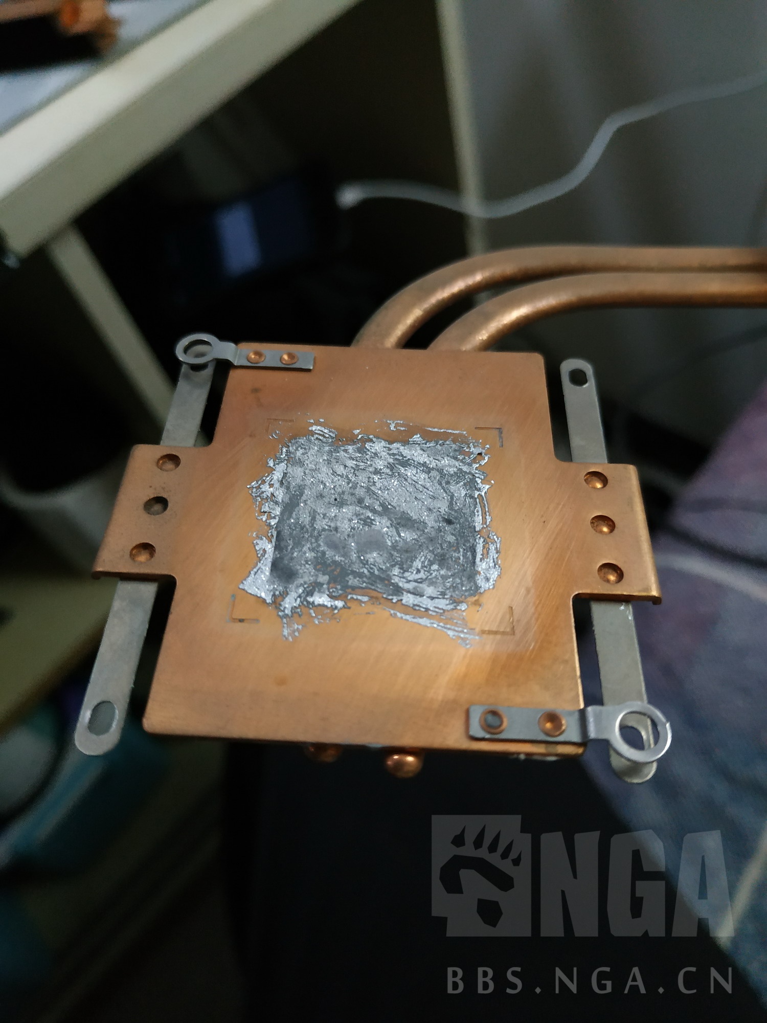 笔记本给使用液态金属散热3年的笔记本换新液态金属的作业贴