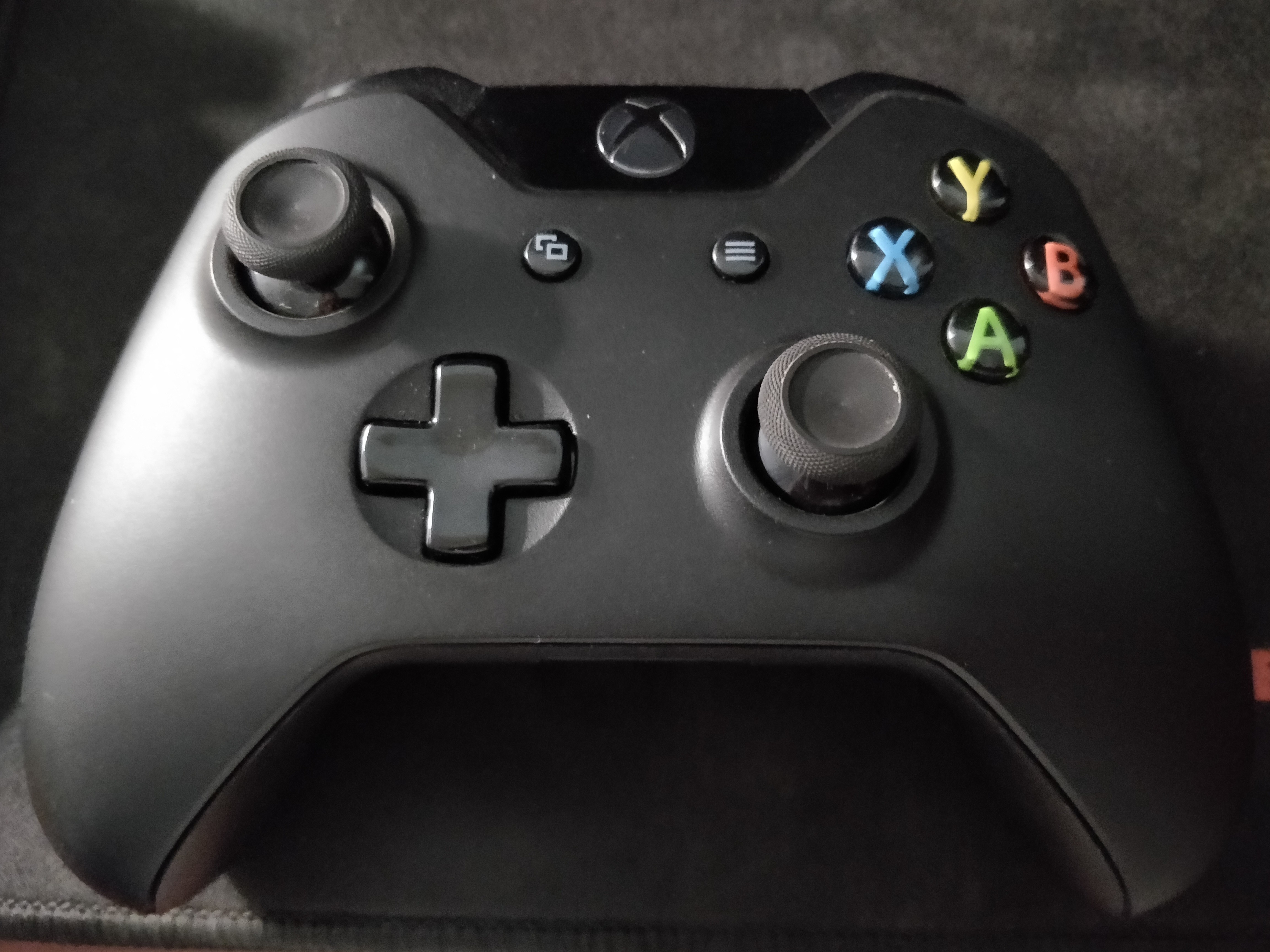 电脑外设xboxone初代手柄