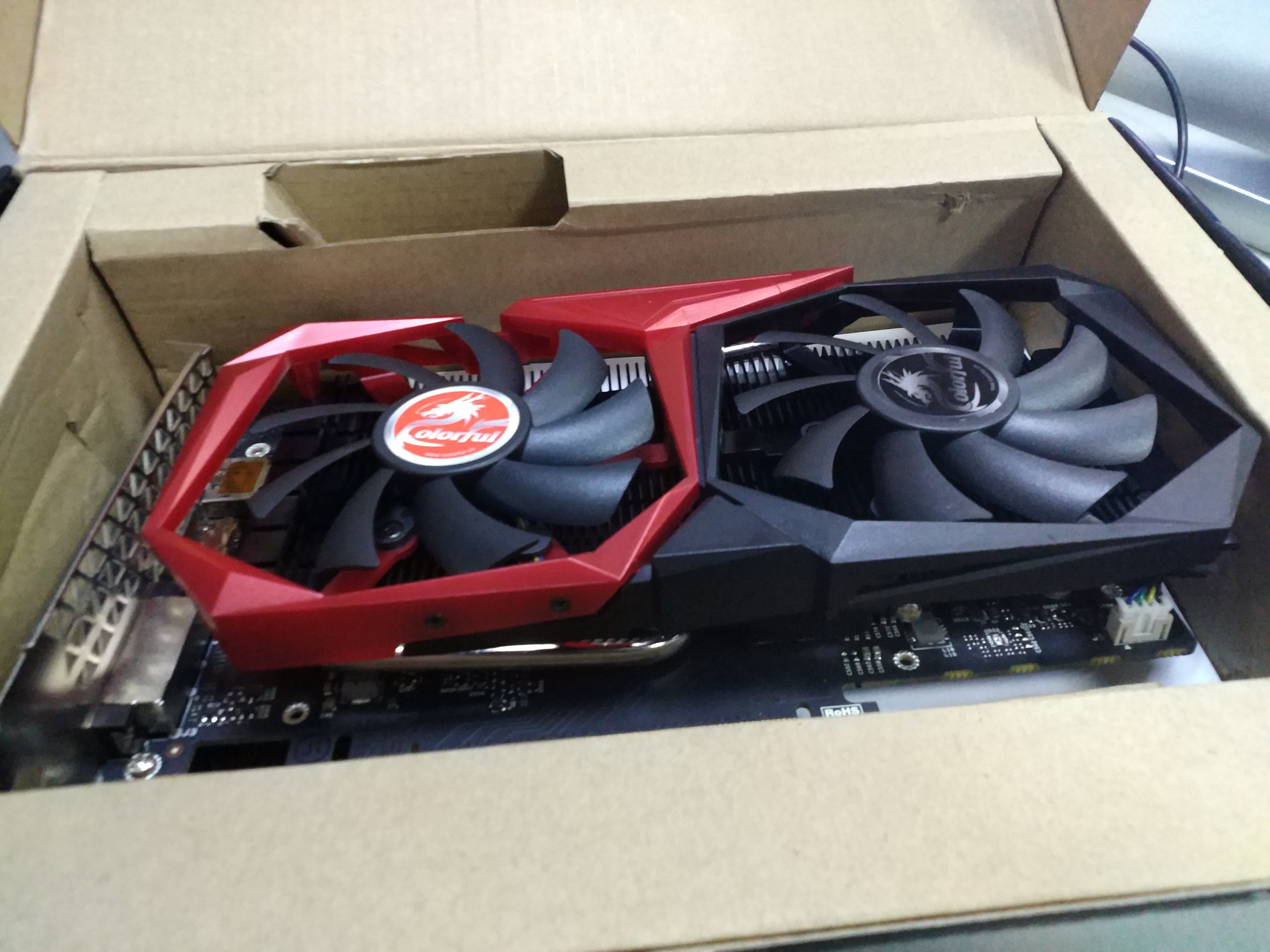 出七彩虹战斧1050ti已出