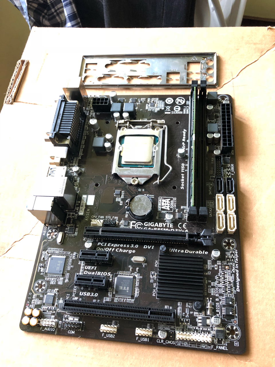 电脑硬件出i54590技嘉b85md3va8gb金士顿ddr3影驰9602gb