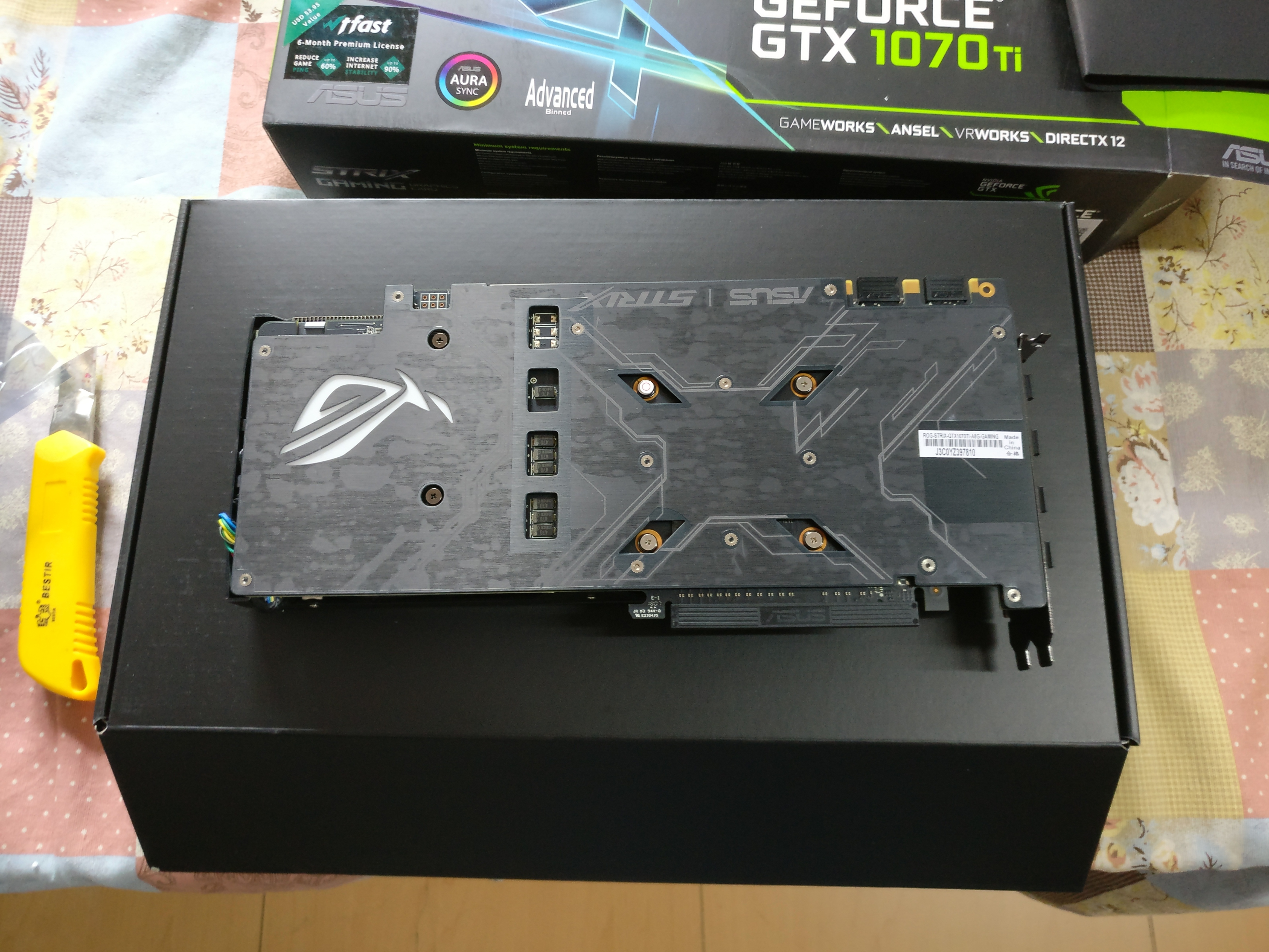 [作业贴]rog strix gtx 1070ti a8g开箱及点亮