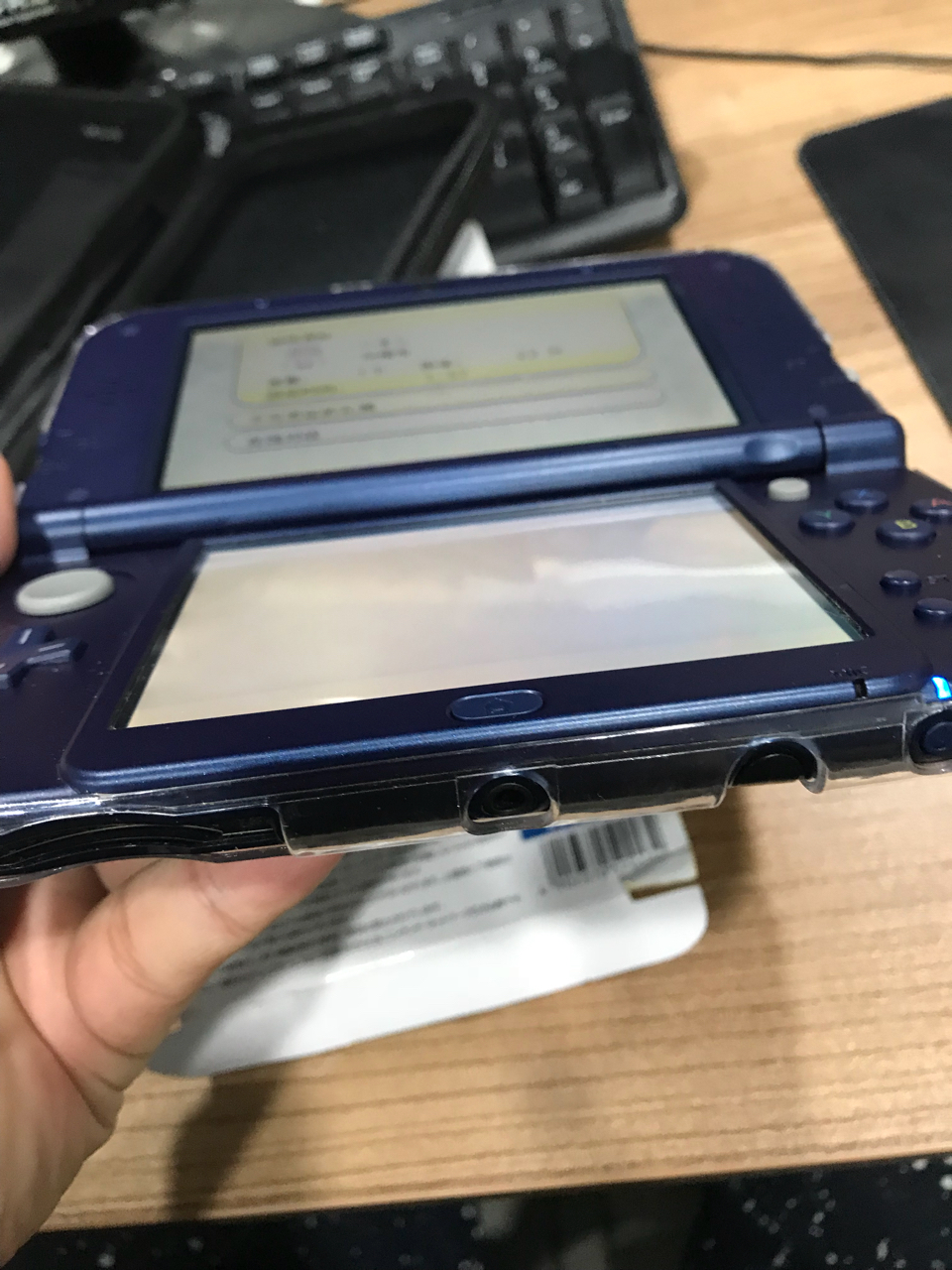 出一个新大三日版32g破解版95新明盘的800