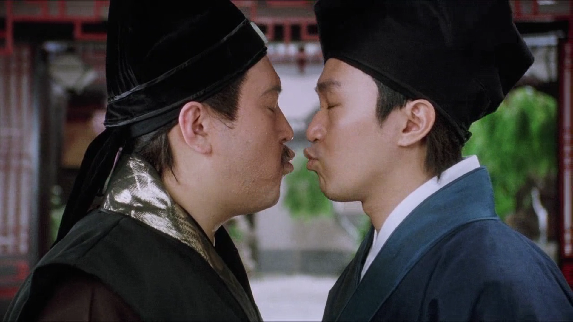 这么多年了. 游戏里第一次见到 和我一样 有服务器第一等级的玩家.