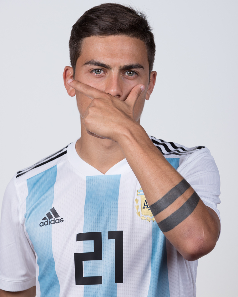 不出意外,这届世界杯颜值应该他第一了吧?