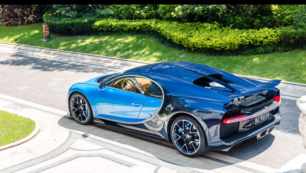 国内第一辆布加迪chiron来自深圳的马嘉骏