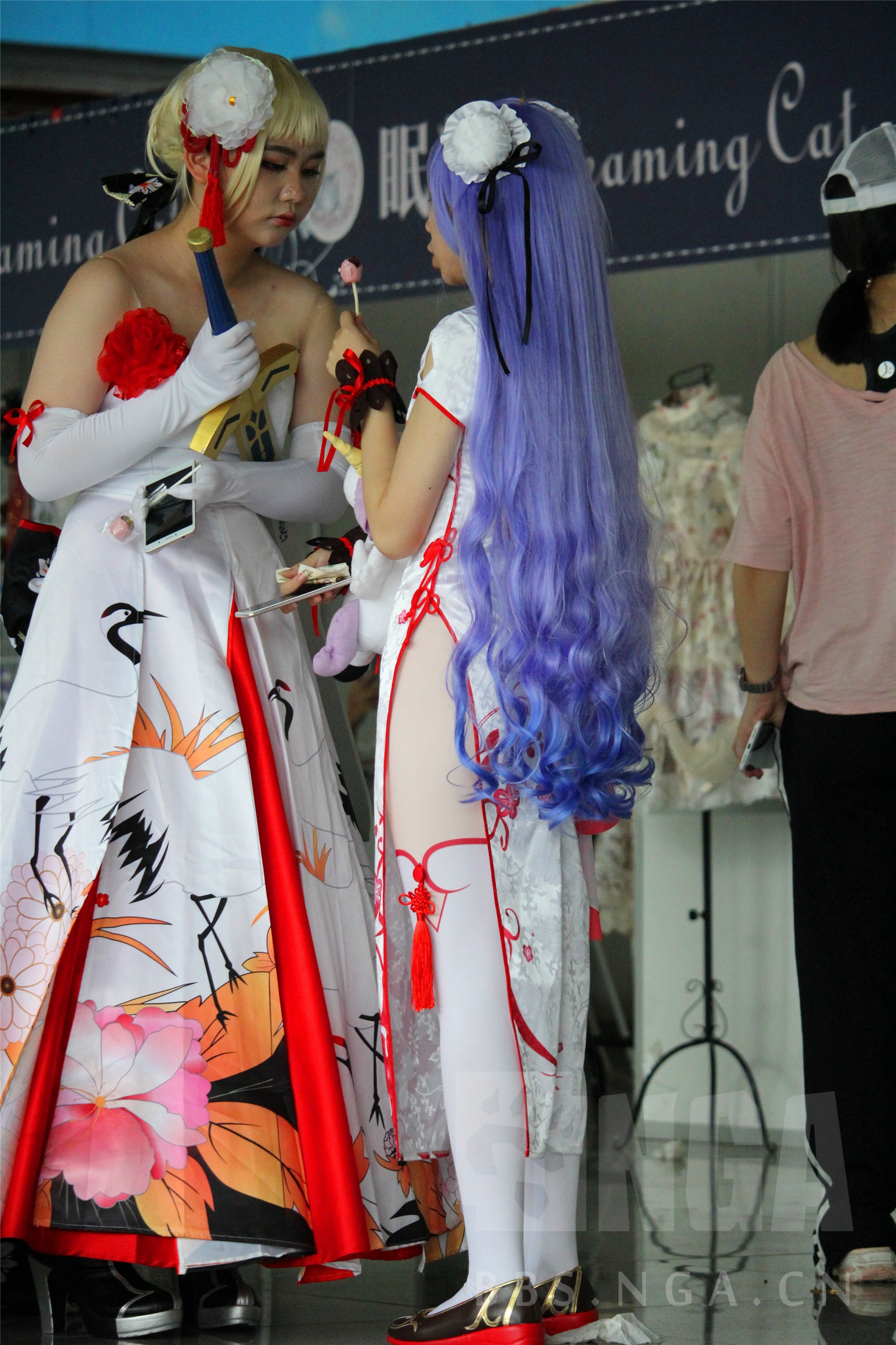 76p长沙acc漫展现场第一天漂亮的花鸟小姐姐鬼使黑偶遇鬼使白草爹大战