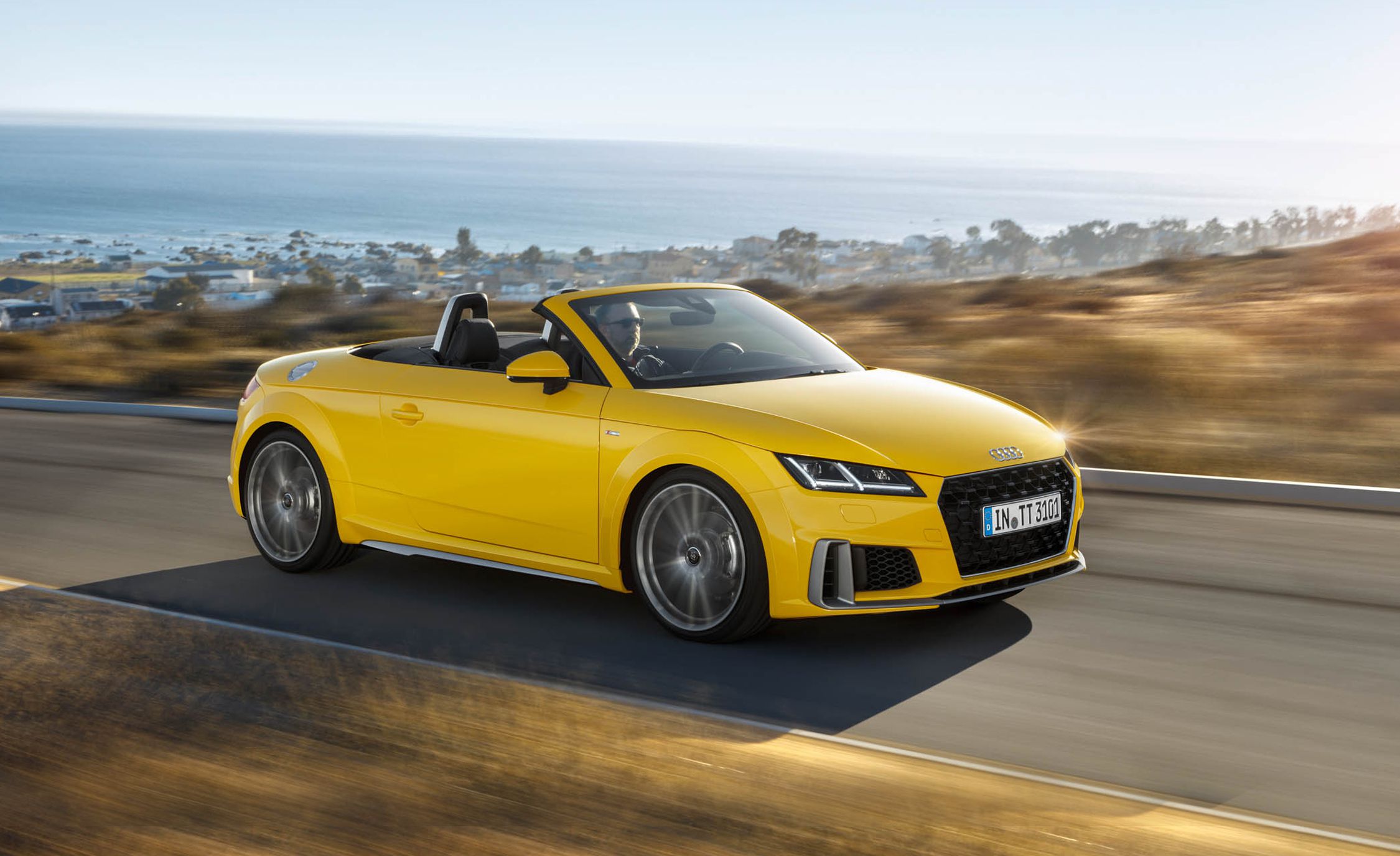 cad新闻搬运2019款奥迪tt奥迪用外观更新来纪念tt的20周年