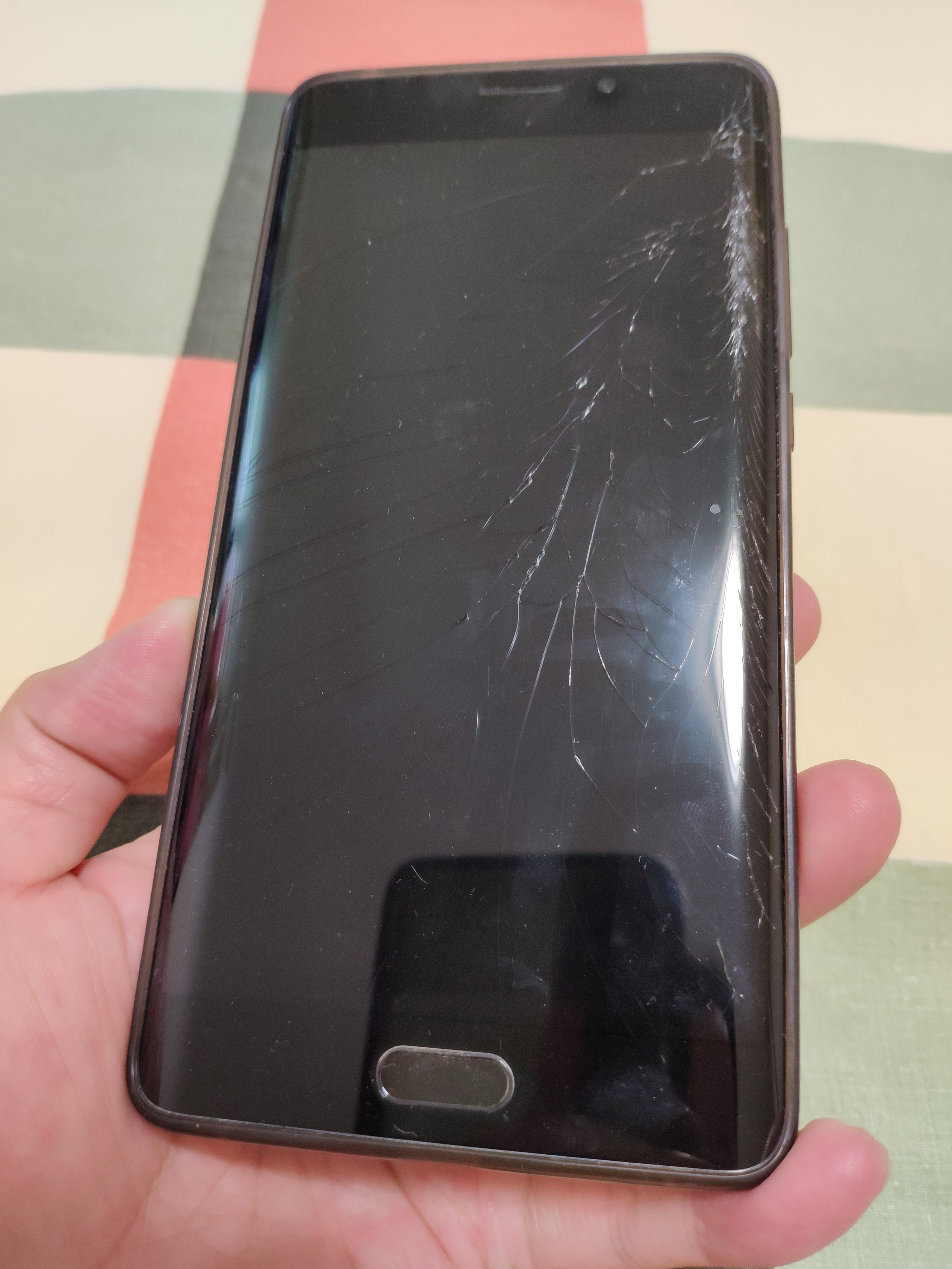 手机平板出小米note26128碎屏同城交易