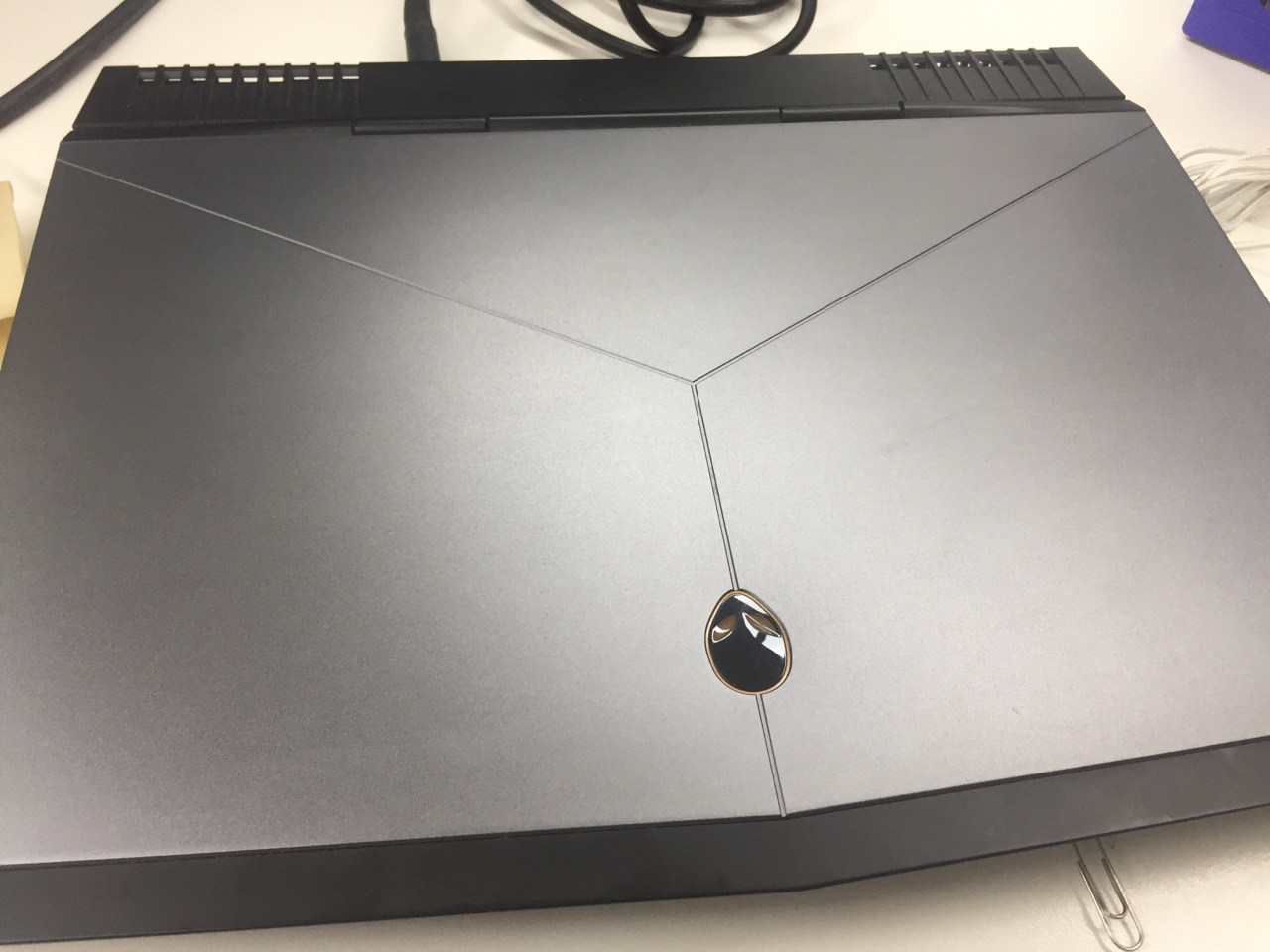 电脑整机外星人13r3i7106016g双256ssd在保到2019年2月