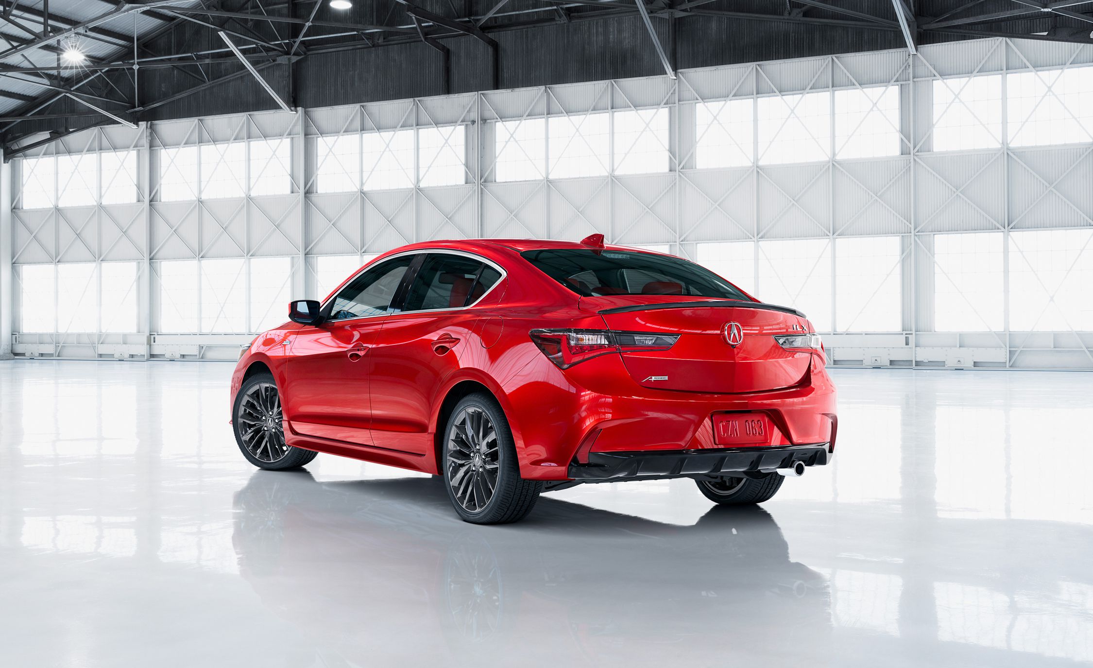 [新闻速报][c&d新闻]2019款讴歌ilx看上去终于像是一款运动轿车了