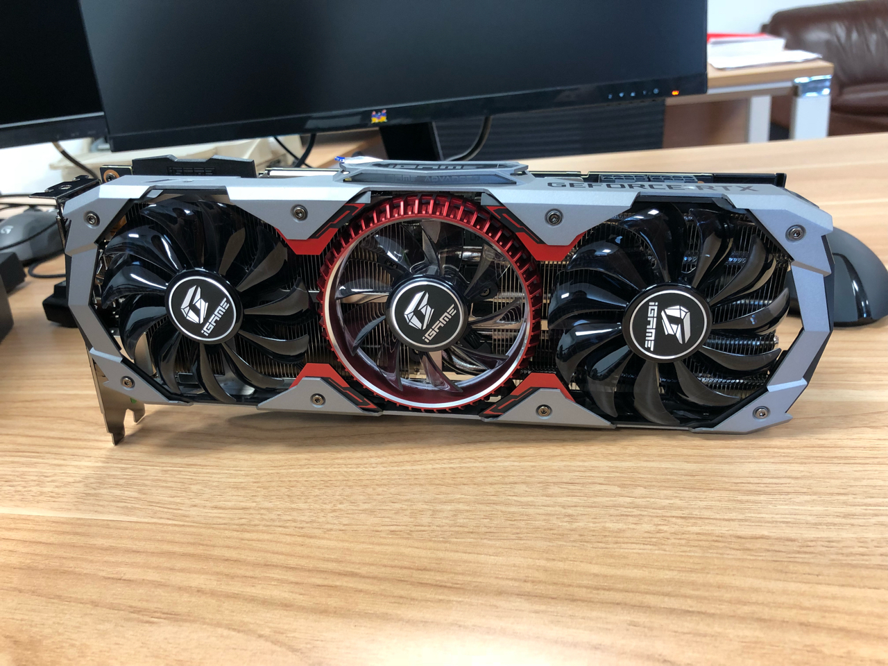 硬件产品讨论七彩虹rtx2080tiadvancedoc评测想知道什么都可以跟帖