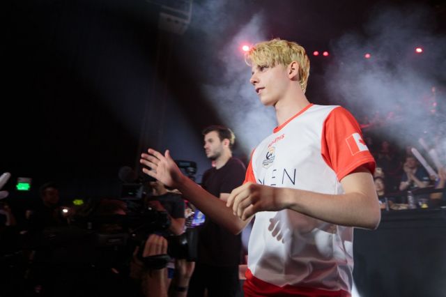 [采访] 向洛杉矶英勇队选手brady"agilities" girardi提问的回复