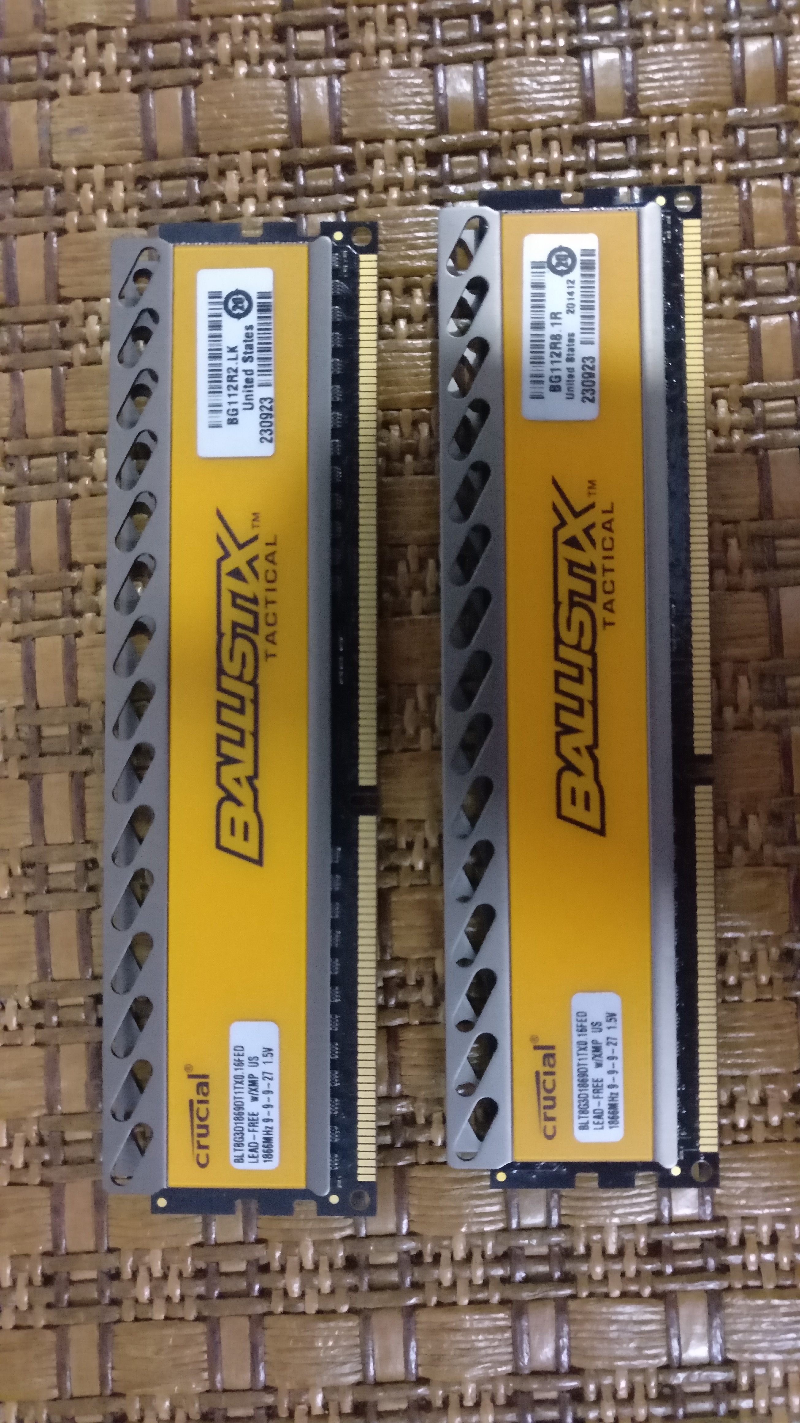 电脑硬件镁光铂胜智能版8gddr31866两条