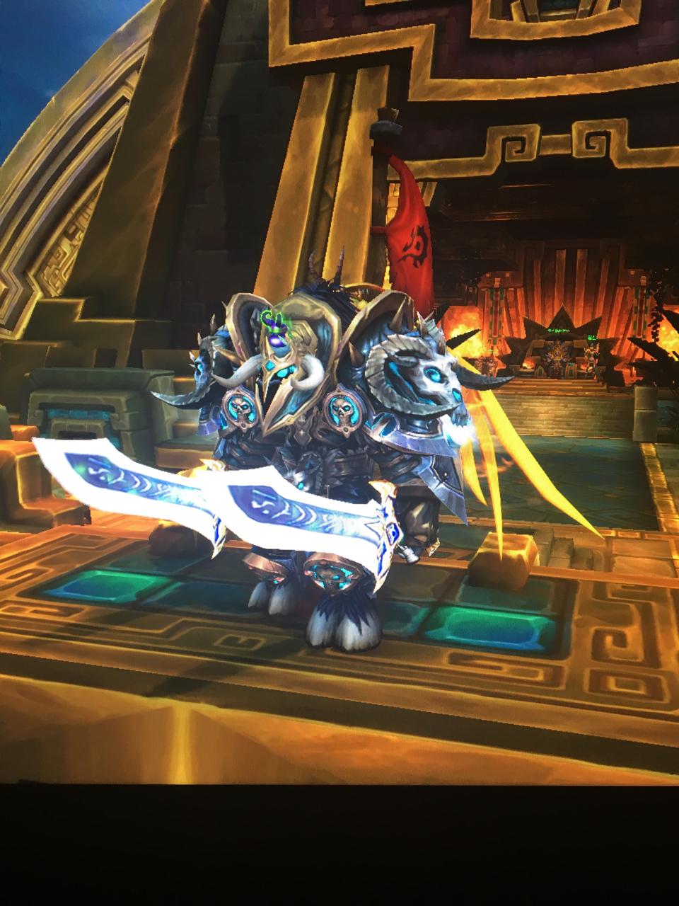 刚出炉的奎尔塞拉这才是单手剑应该有的大小