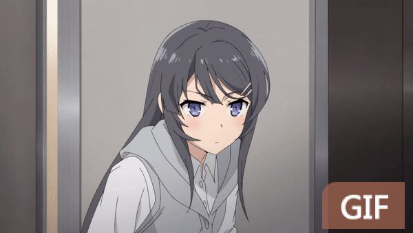 大佬们有更多的樱岛麻衣的图片和表情包吗