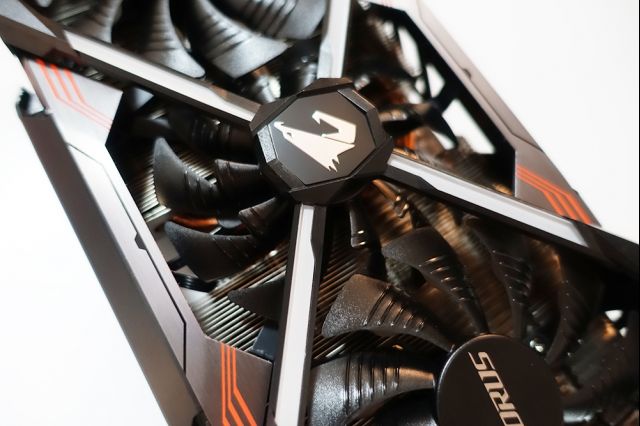 作业贴美亚1080ti末班车技嘉大雕aorus显卡入手作业又名大雕降频记