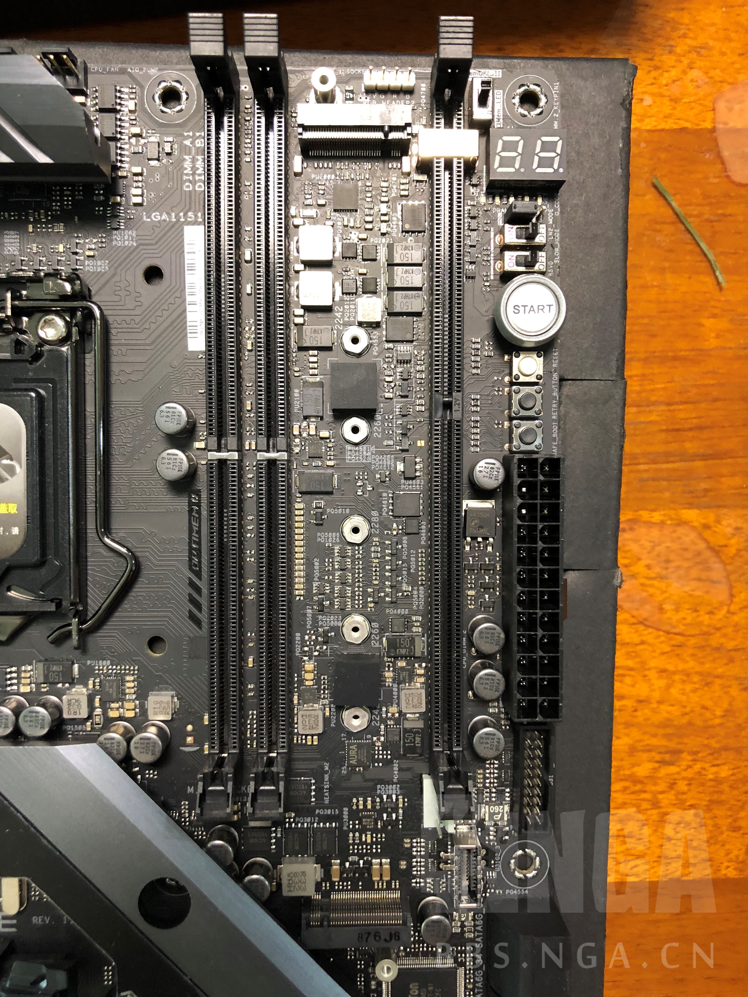 作业贴不忍入国军系列rogm11g9700k大型并不装机现场附带大量吐槽和