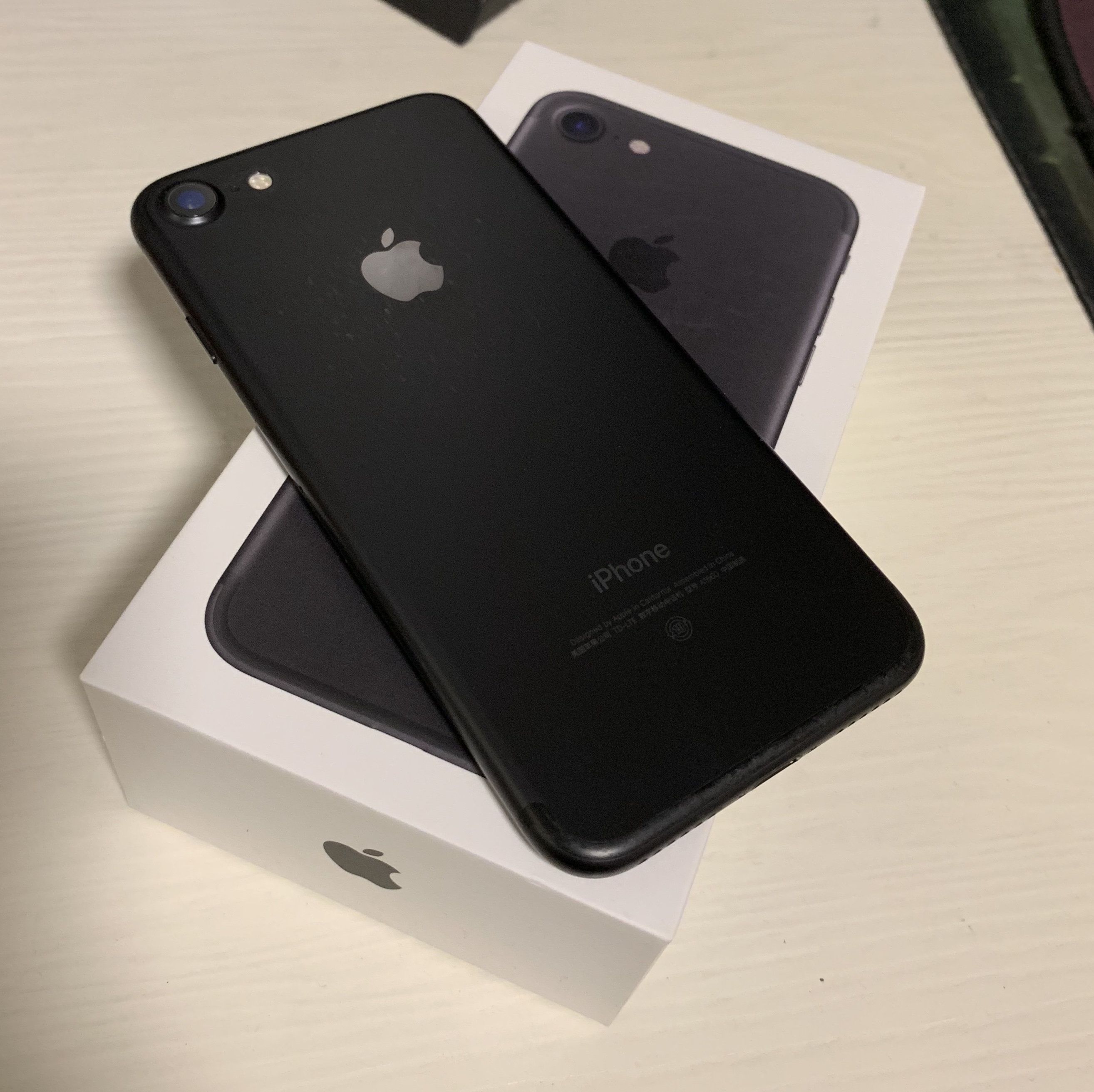 [手机平板]出自用国行iphone7 磨砂黑 32g