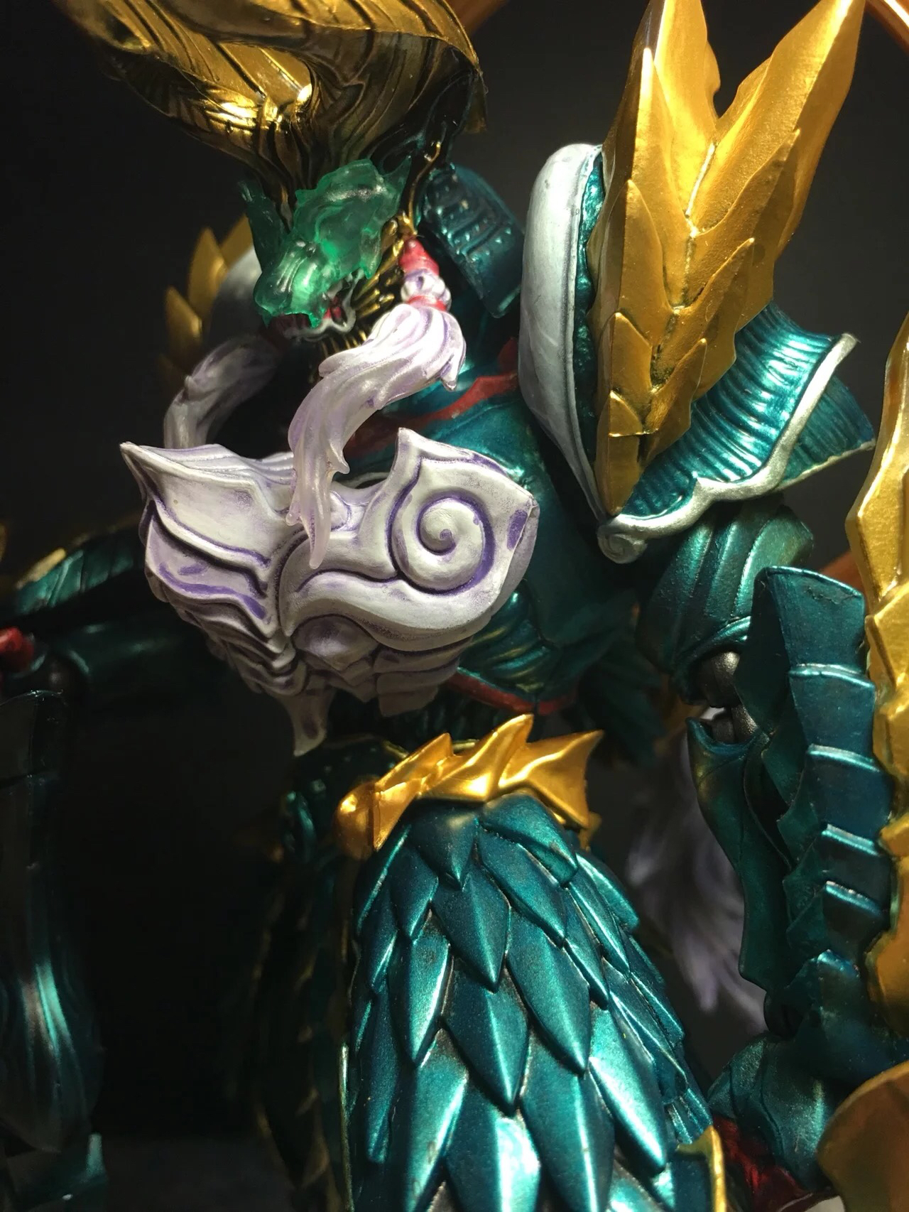 破事水 刚翻出来了之前入的魔改雷狼龙手办