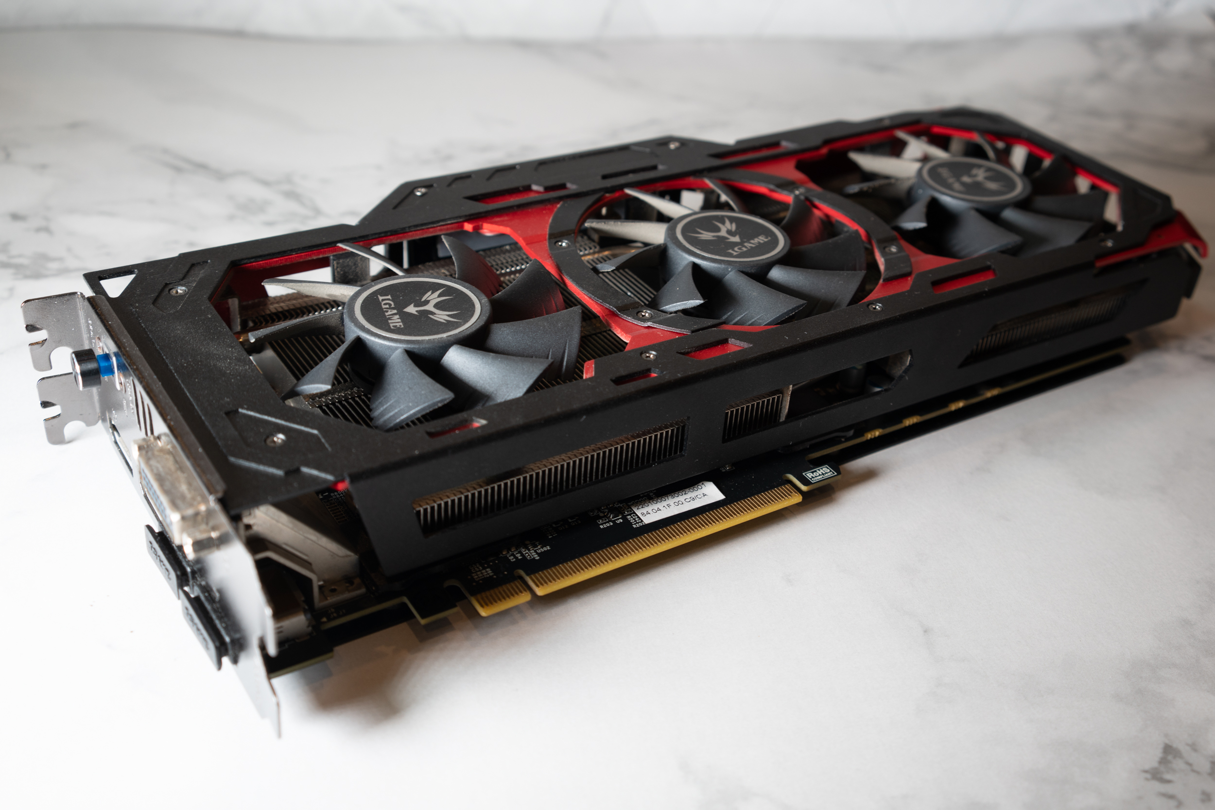 电脑硬件七彩虹igamegtx970烈焰战神xtop价格800元已出