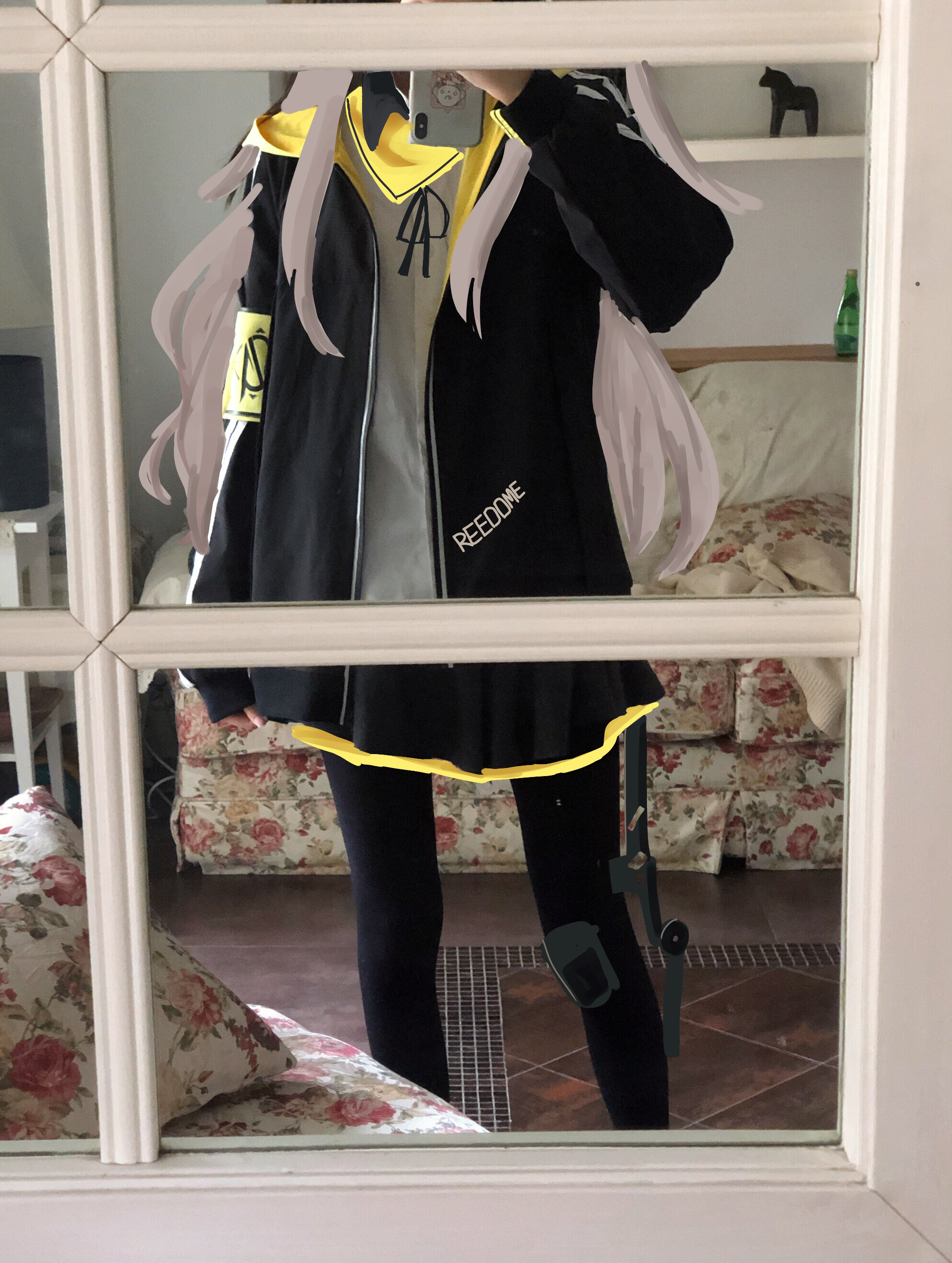 沙雕氵超低成本45姐cos