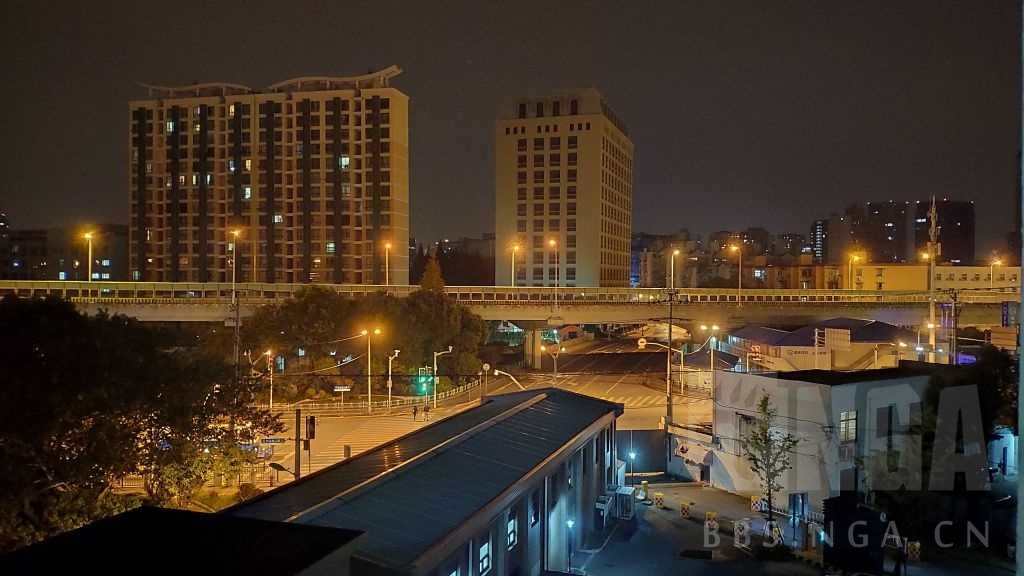 [手机 谷歌相机的夜景和米8的夜景模式