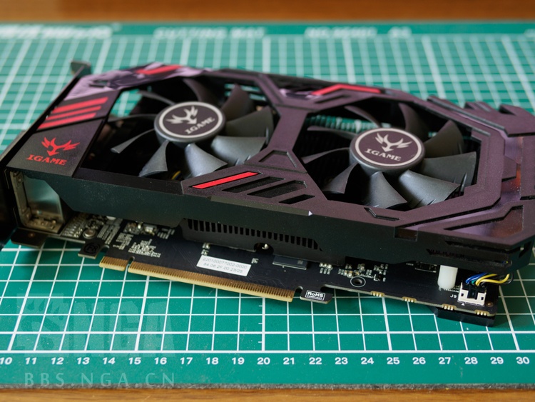 电脑硬件七彩虹gtx950烈焰战神u2gd5