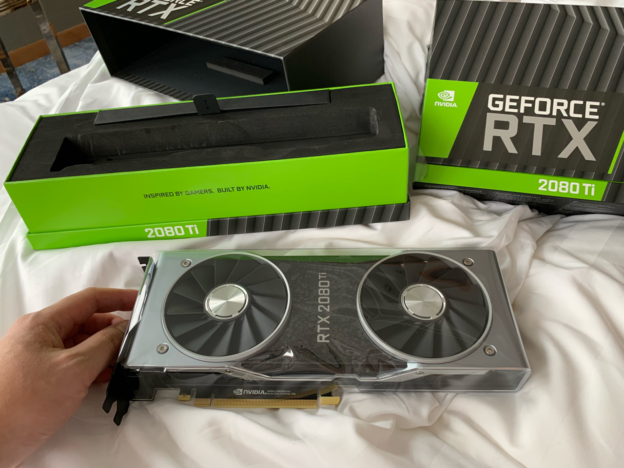 [电脑硬件]出2080ti公版美行