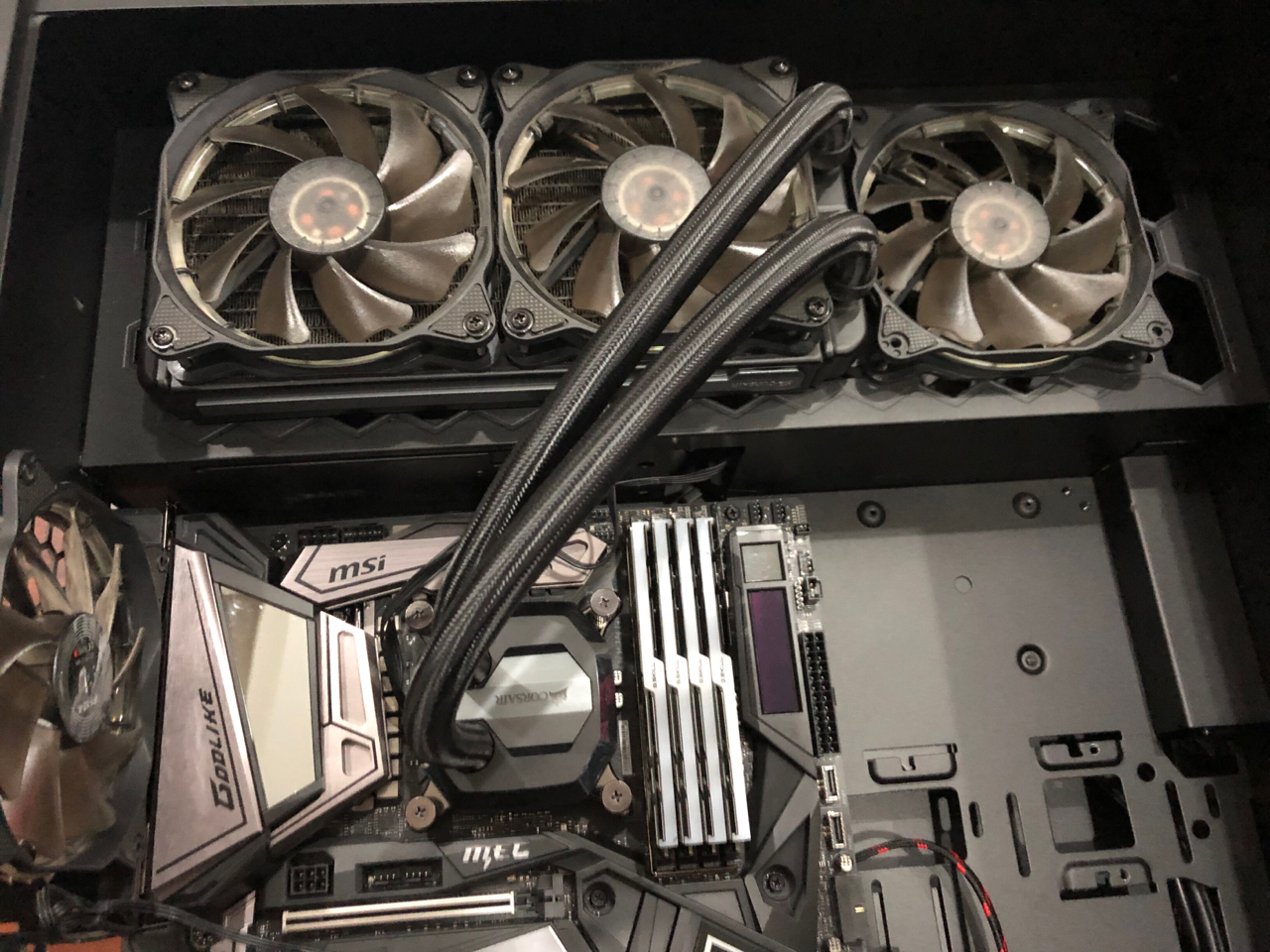 [电脑硬件]海盗船一体水冷