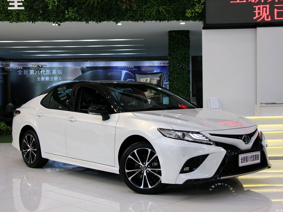 新凯美瑞那个运动版挺好看