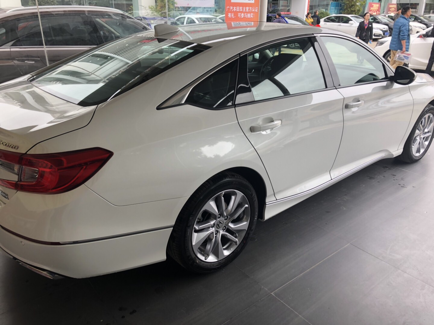 简单提车作业,本田雅阁1.5t豪华版