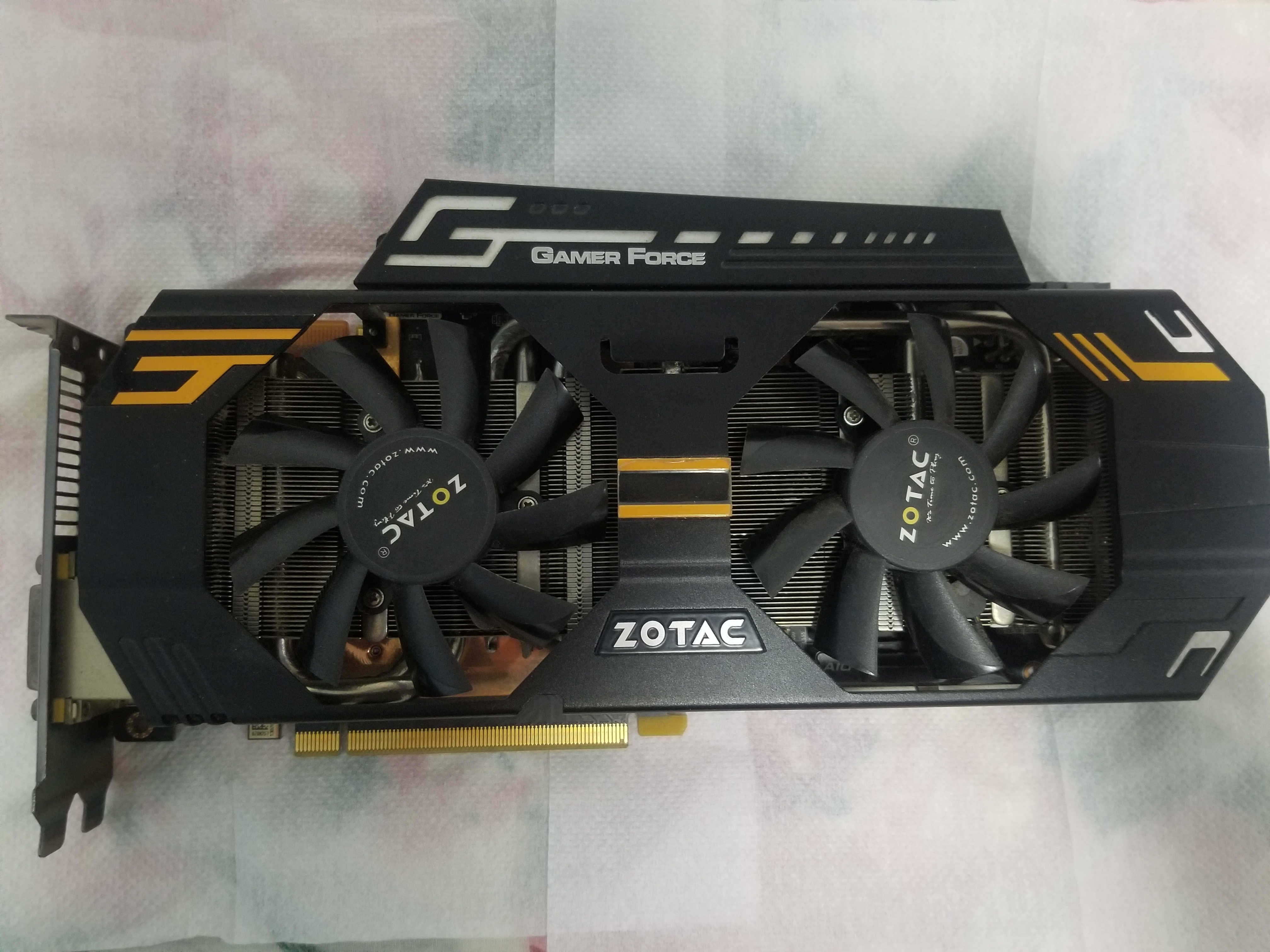 电脑硬件索泰gtx760至尊