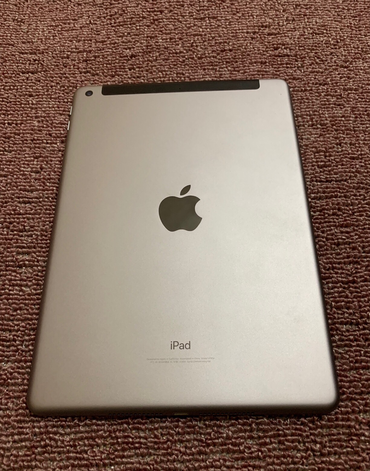 手机平板出ipadpro一代128g国行插卡2500